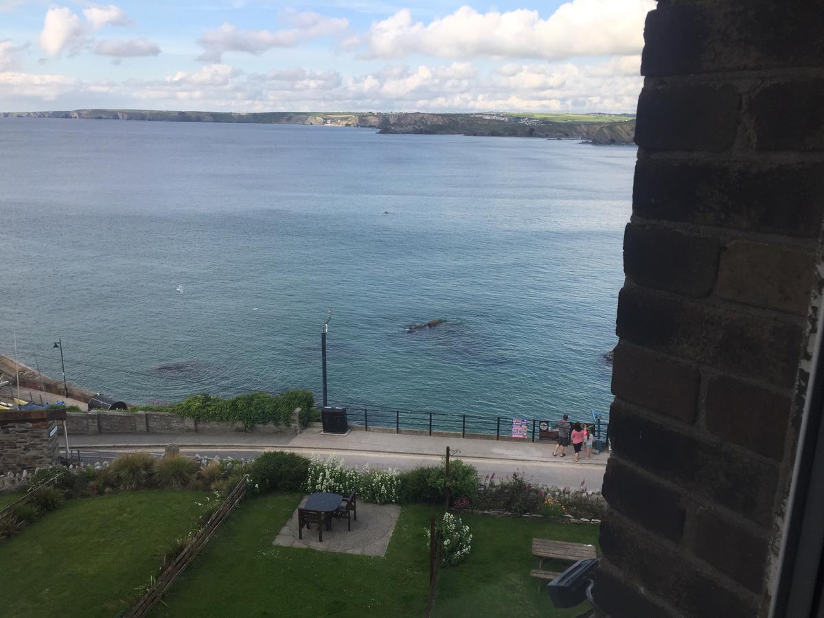Bed and Breakfast Seashells New Quay Exterior foto